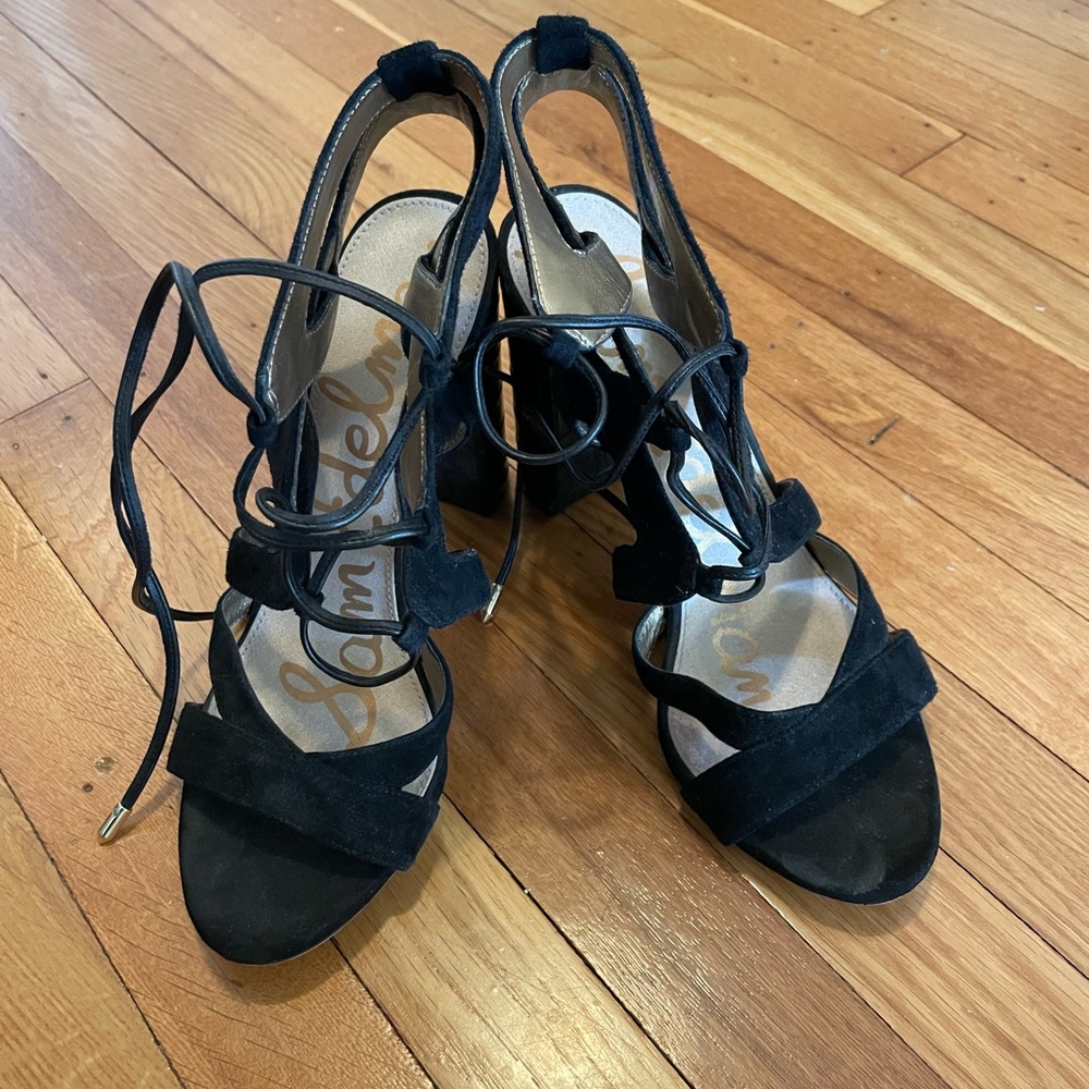 Sam Edelman black tie up wedges!